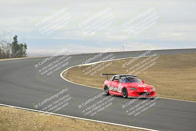 media/Jan-26-2025-CalClub SCCA (Sun) [[cfcea7df88]]/Group 1/Race/